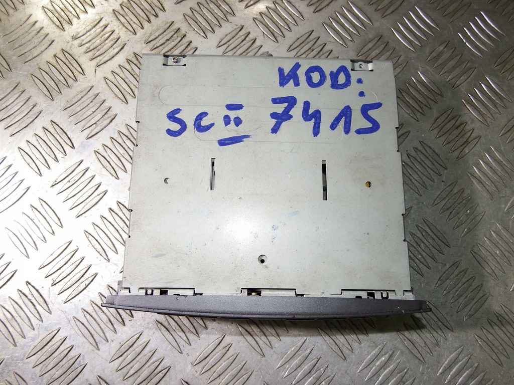 фото №4, Радио cd cabasse renault megane ii scenic 8200300862