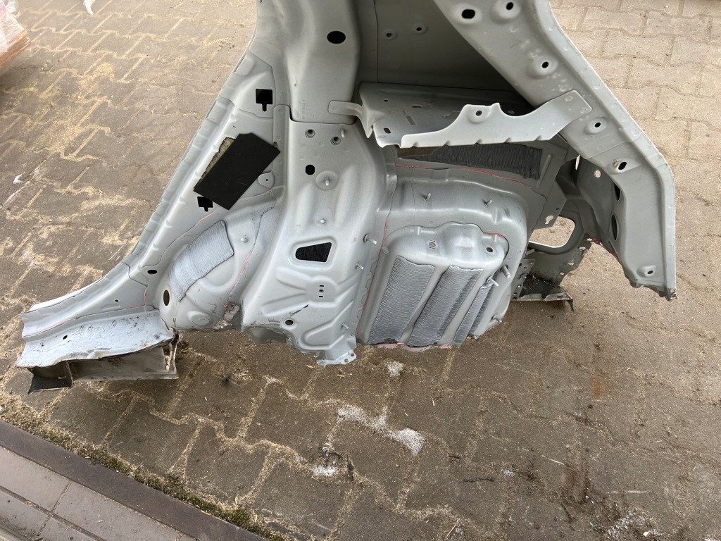 Mercedes gla 180 13-19 w156 x156 крила чверть правий задній колір 149 Ціна