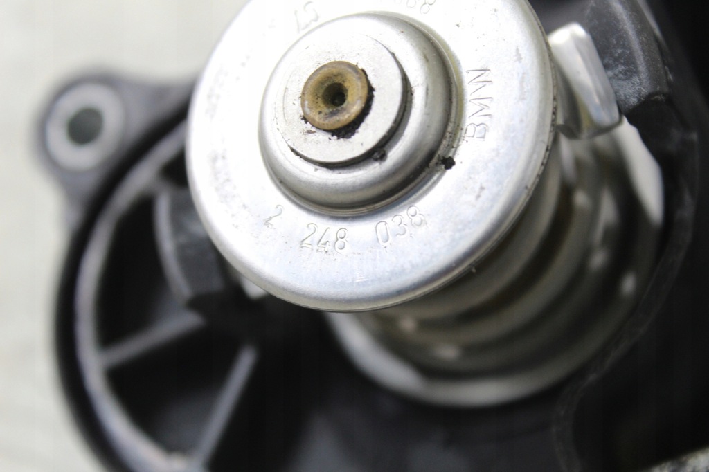 фото №6, Корпус термостата патрубок bmw e60 e61 3.0d m57