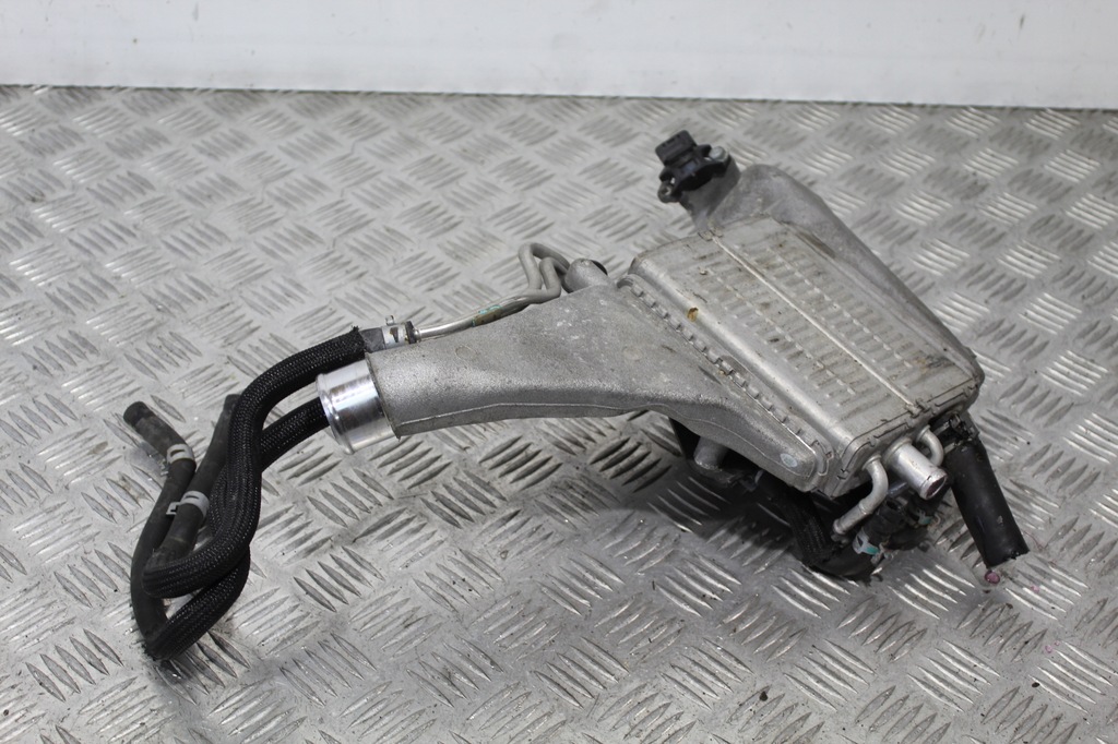 фото №1, Радіатор інтеркулер toyota chr c-hr