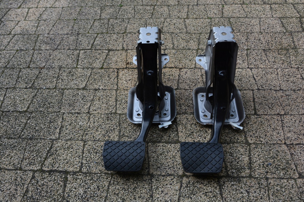 фото №14, Педаль гальма vw jetta 1k1721117h 1k1721130g