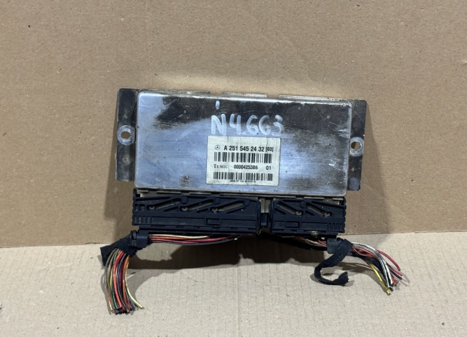 Купить Mercedes gl x164 блок управления модуль airmatic a2515452432