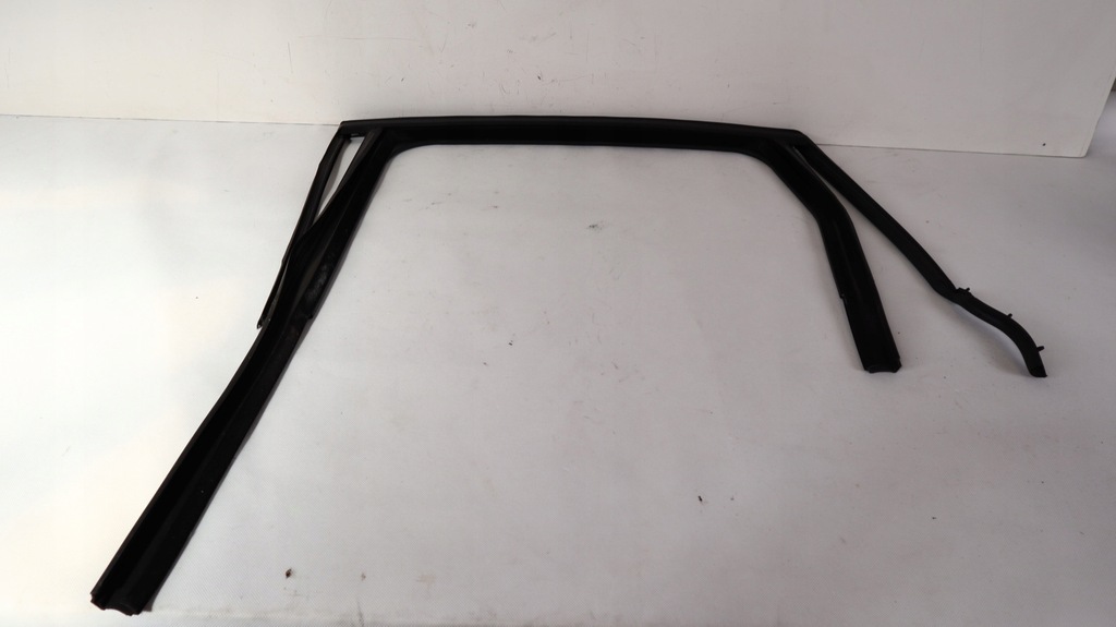 фото №5, Volvo xc60 i lift прокладка дверь левая задняя 31352214