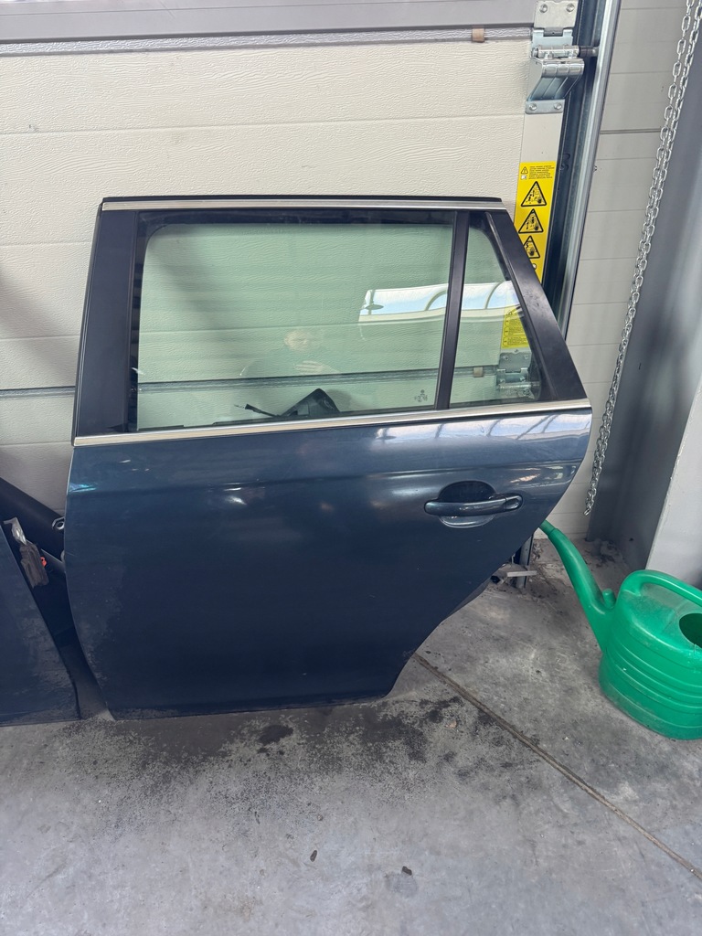 фото №1, Vw golf v kombi дверь левый задняя lc5f