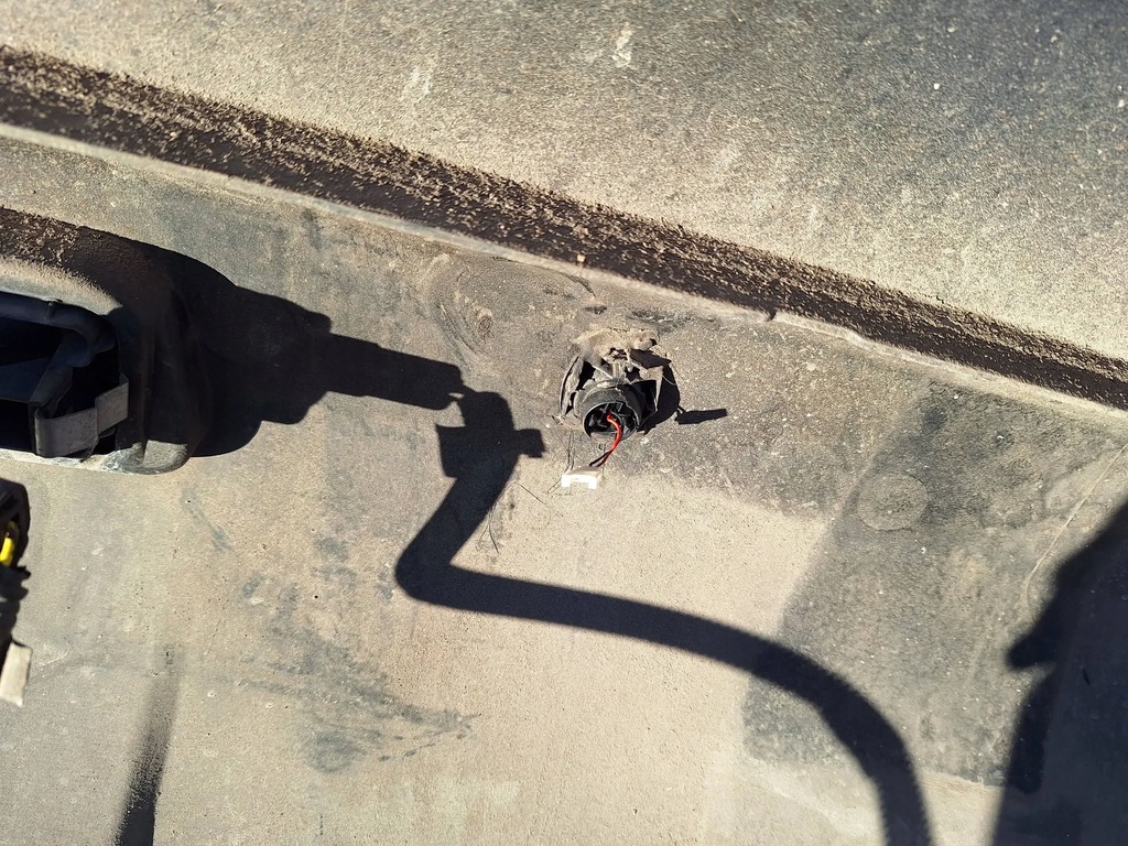 фото №6, Бампер задняя 85022jd00h nissan qashqai j10 07- pdc