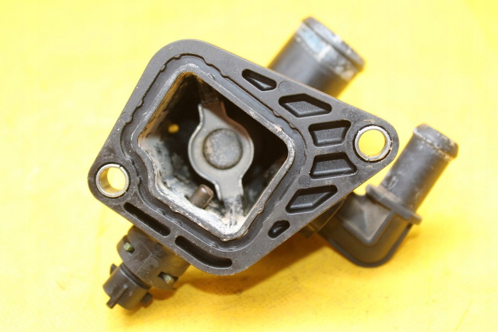 фото №8, Корпус термостата astra j 1.3 cdti 55206391