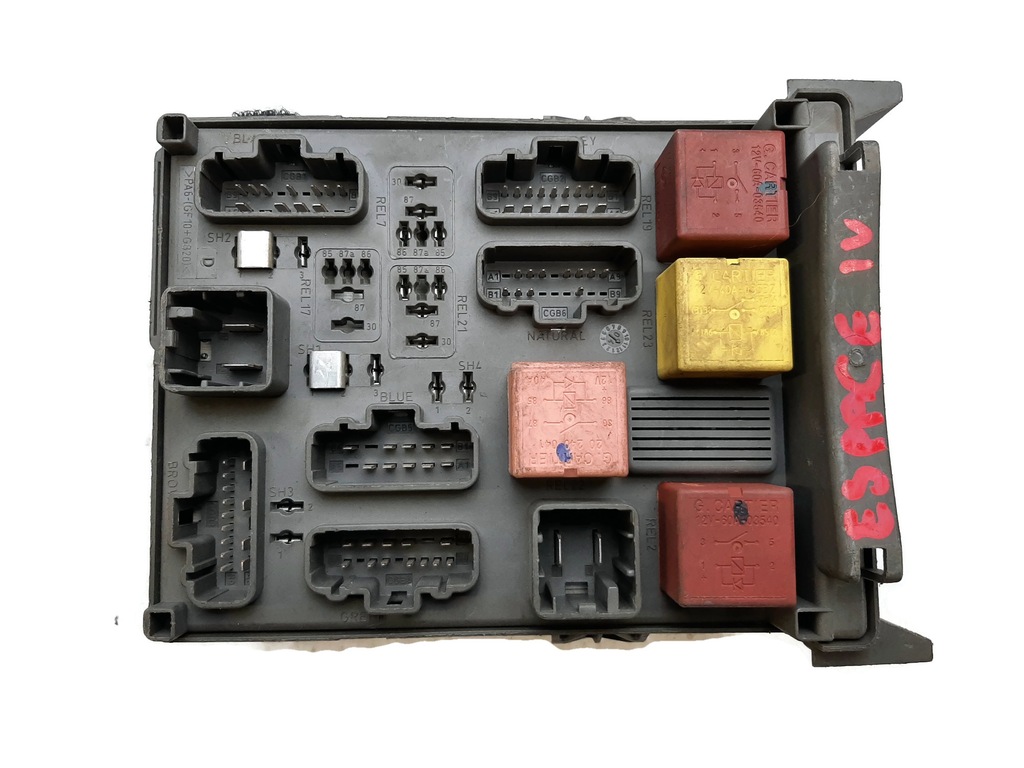 фото №1, Renault espace коробка предохранителей 8200447438-a