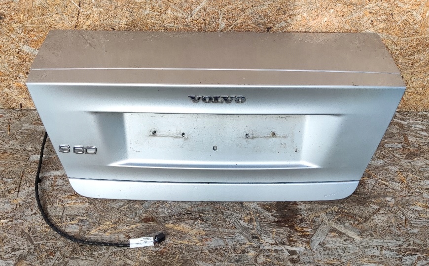фото №1, Крышка багажника задняя volvo s60 серебристая 426-26 гарантия