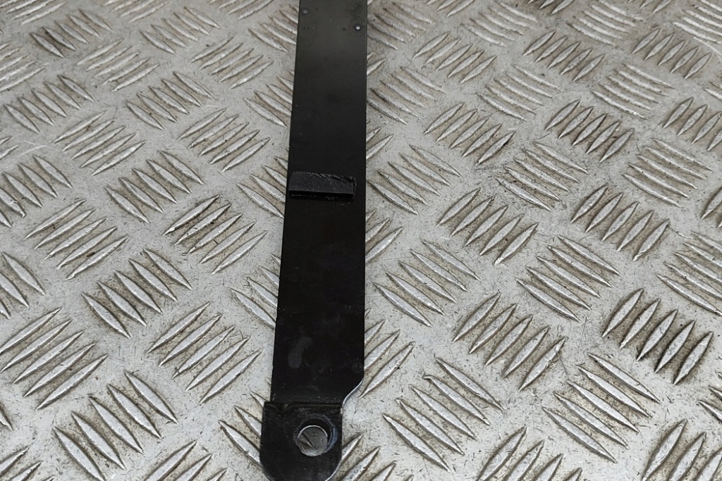 фото №5, Porsche 911 992 gt3 кронштейн аккумулятор 992915319a 4.0 бензин 375 kw 2024 2