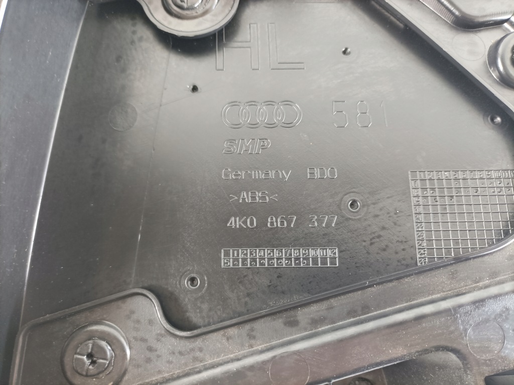 фото №9, Audi a6 c8 обивка обшивка левый задняя 4k0867377