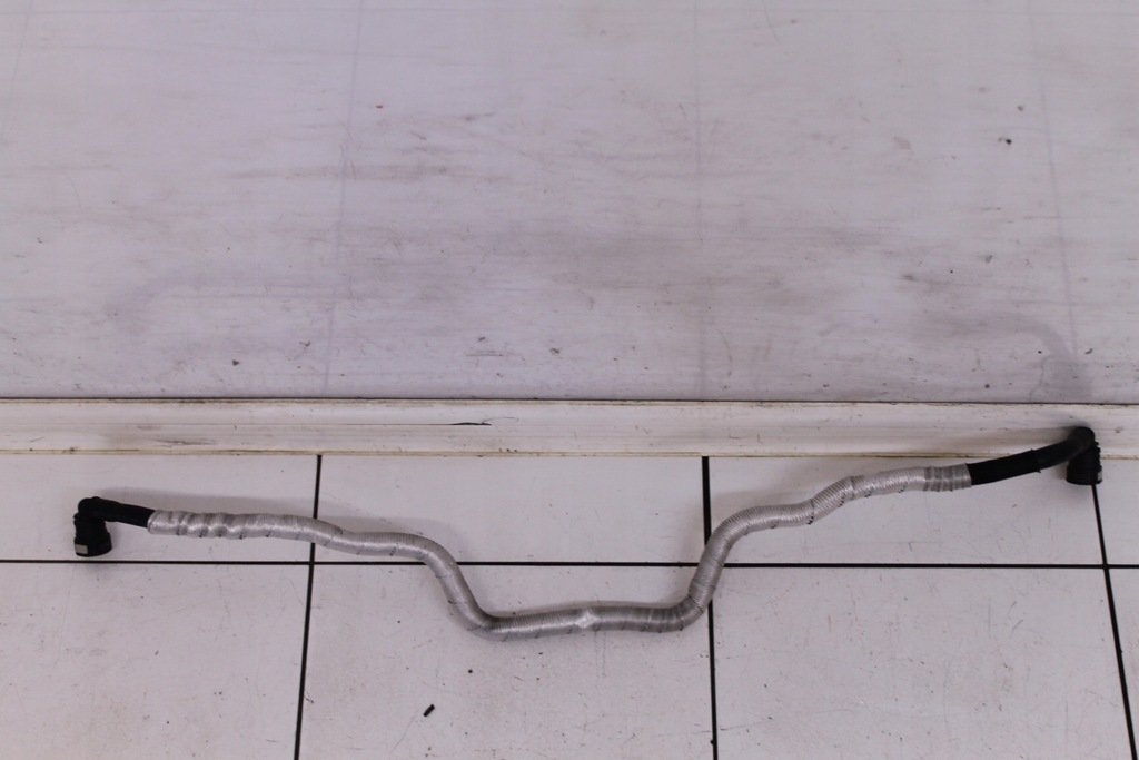 фото №1, Audi r8 4s 5.2 шланг пального паливний 4s0201420d