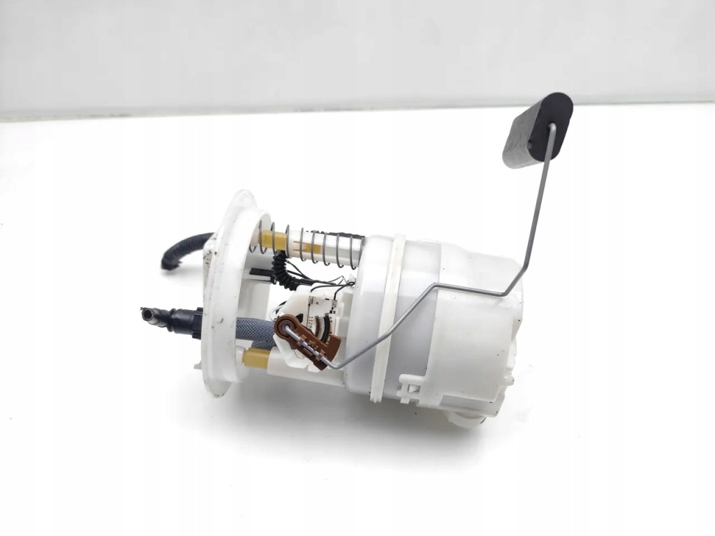 Dacia duster насос топлива w бак 1.3 tce 130 бензин 96kw 131 hp suv Цена