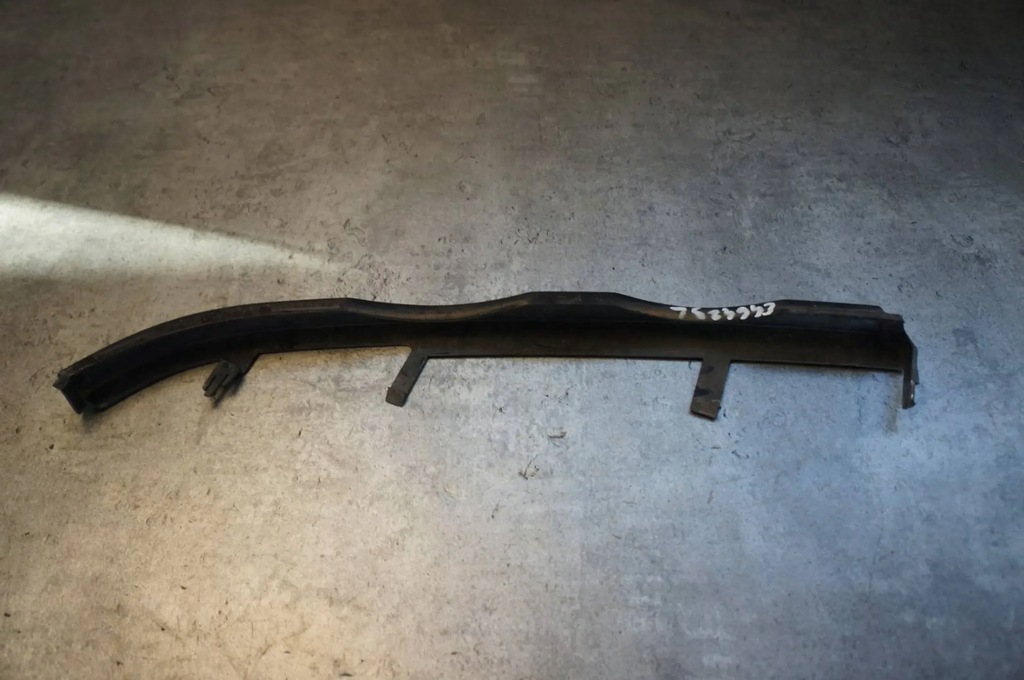 фото №5, Молдинг pod фара перед передня ліва bmw 3 e46 - 8208481