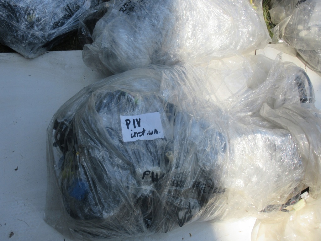 фото №1, Prius iv электропроводка салона