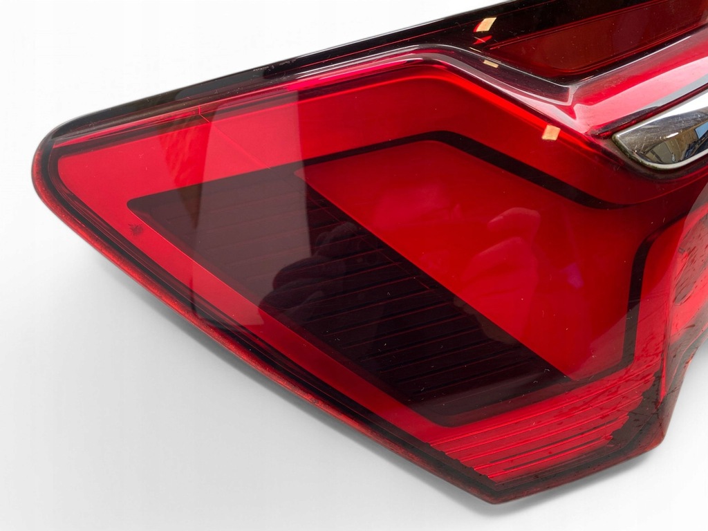 фото №10, Audi a6 s6 c8 4k 2018 ліва сторона лампа задня