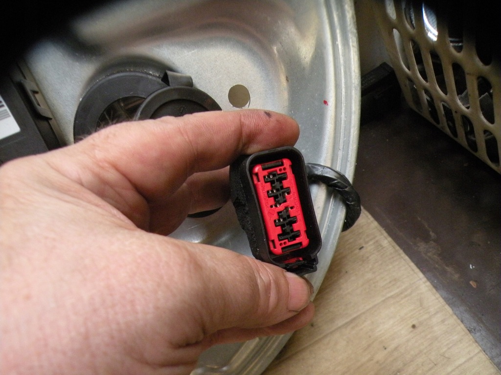 фото №5, Volvo c30 06-12 підйомник скло правий джгут двері