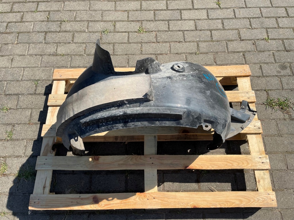 фото №1, Audi a1 82a подкрылок правое перед 82a809958