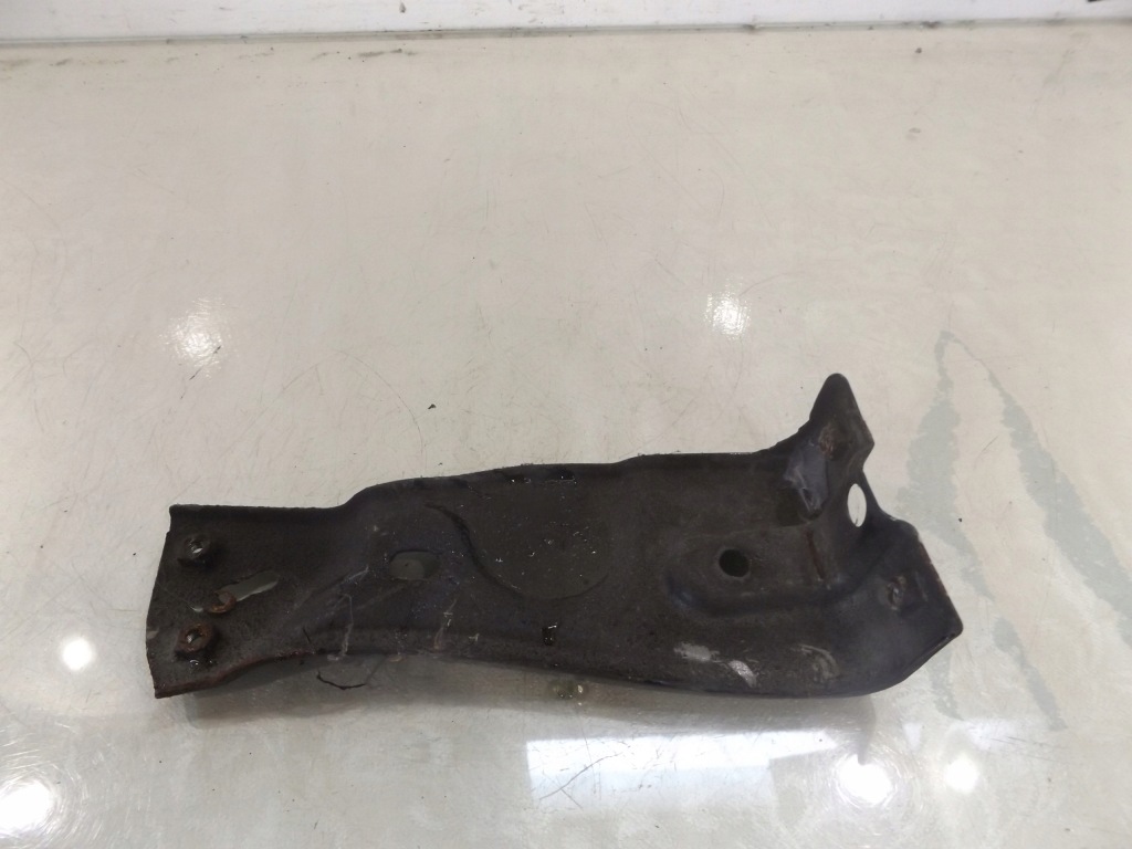 фото №2, Passat b6 підпора крила правий перед