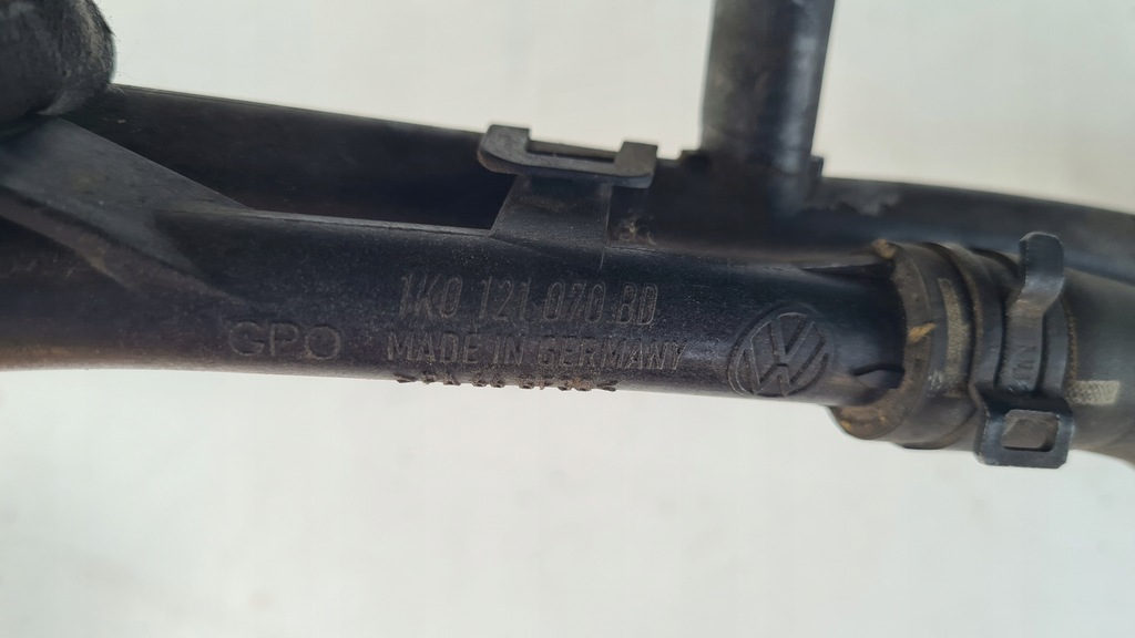 фото №7, Audi a3 8p tt 8j golf vi 1.8 tfsi cda шланг трубка wąż wody 1k0121070bd