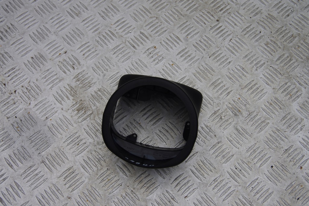 фото №9, Корпус защита колонки рулевого dodge durango