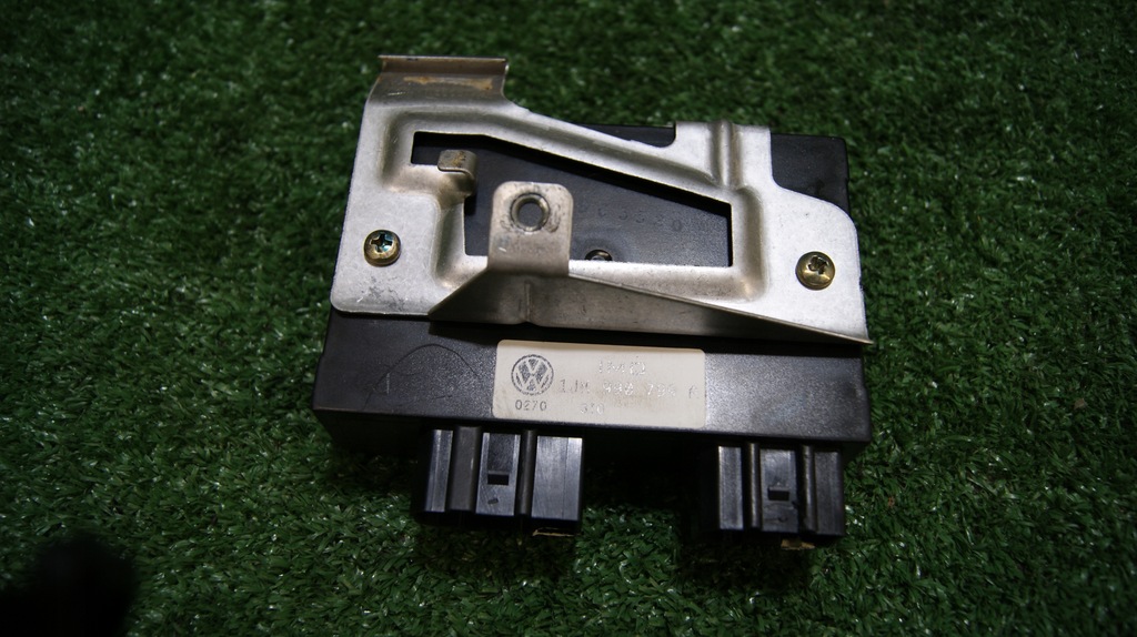 фото №1, Модуль комфорту volkswagen new beetle 1jm990799a 1j0959799ah