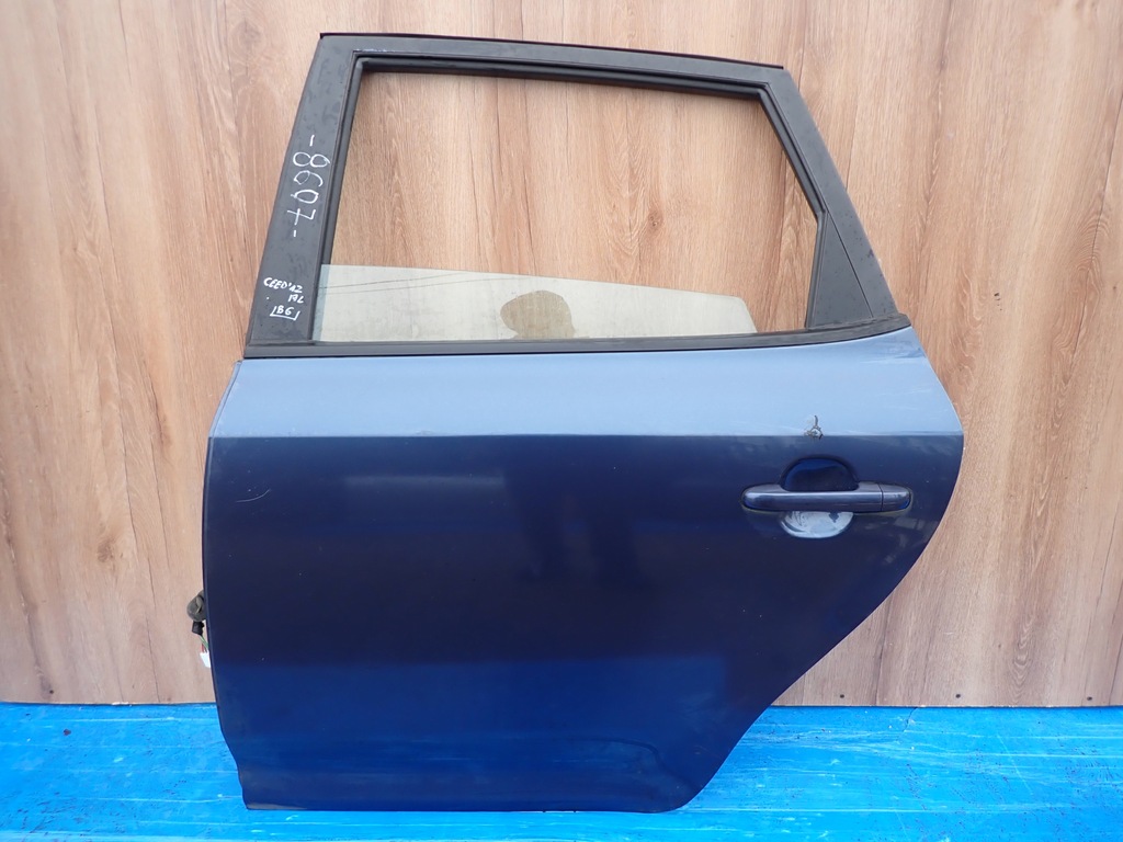 фото №1, Kia ceed i kombi 07-12 дверь задние левая b6