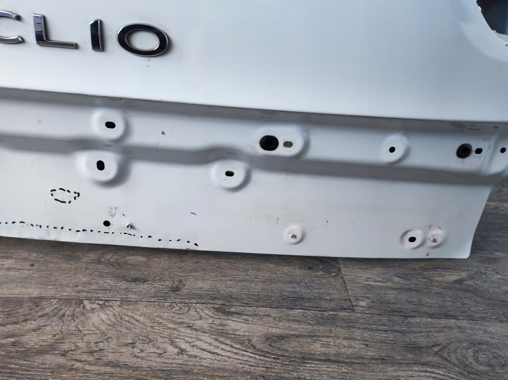 фото №12, Крышка багажника задняя задняя ---- renault clio iv kombi