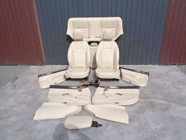 фото №1, Alfa romeo giulia оббивка середина сидіння шкіра