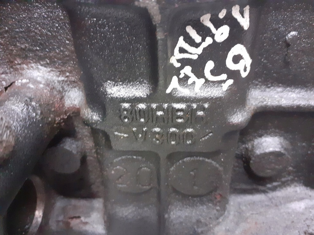 фото №14, Блок двигуна awx vw passat b5 1.9 tdi 038103021aa