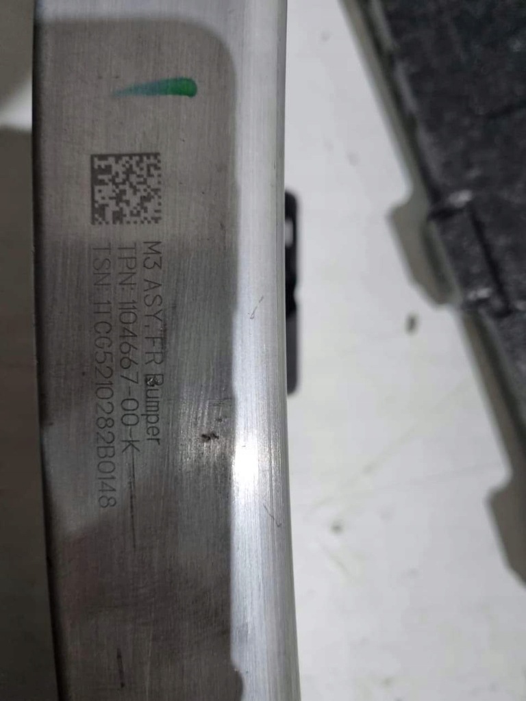 фото №6, Tesla 3 балка усилитель бампера 1104667-00-f