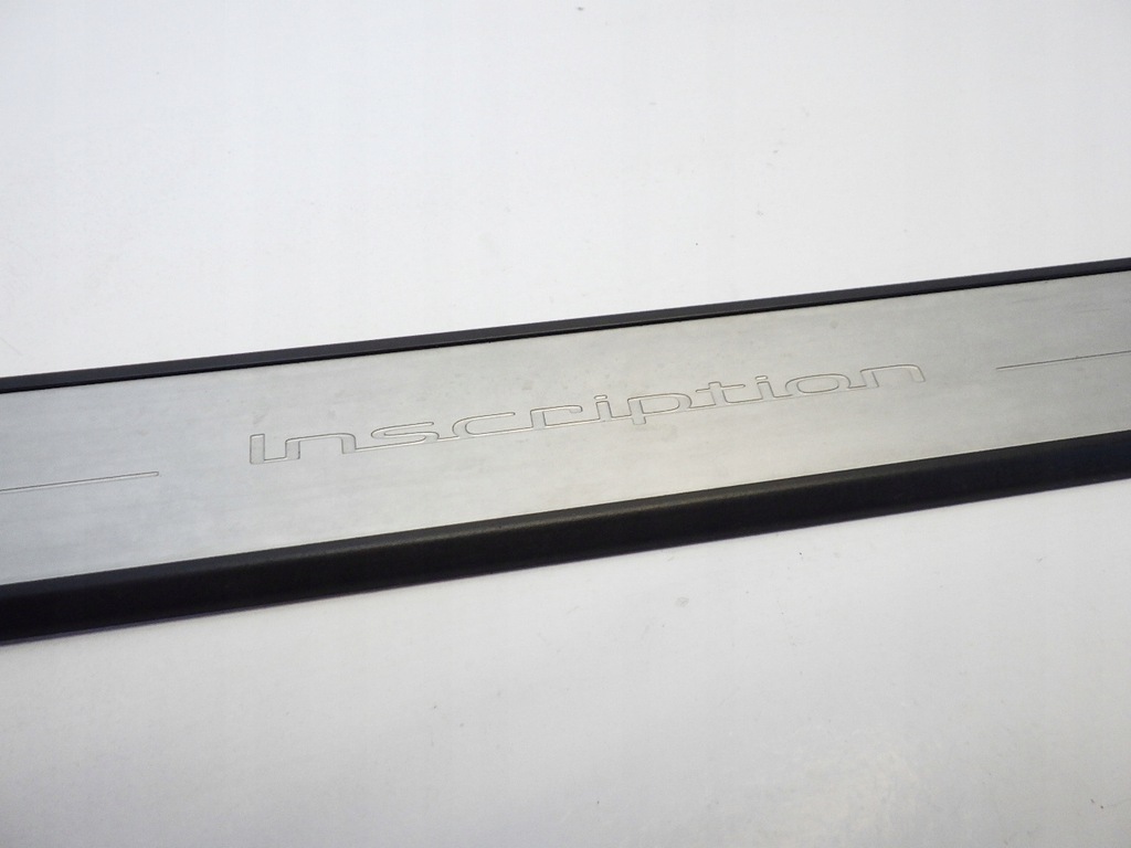 фото №2, Volvo xc40 2021 молдинг накладка порог правый перед