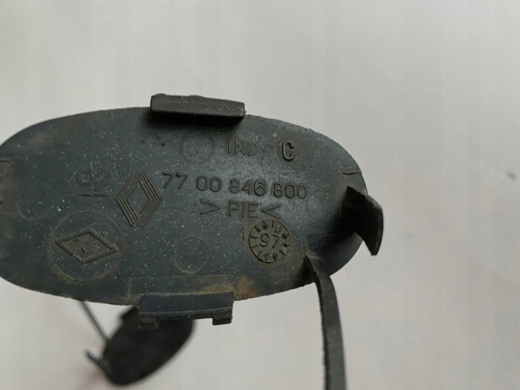 фото №4, Заглушка фаркоп задня 7700846800 renault safrane