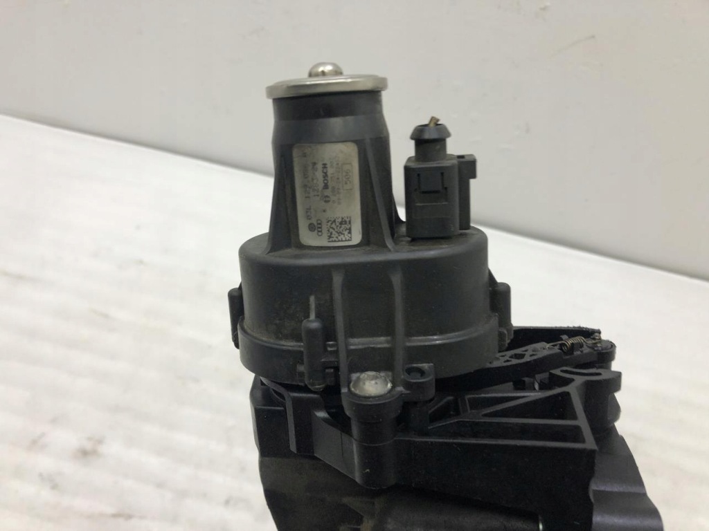 фото №6, Коллектор всасывающий 03l129086h vw golf vi 1.6