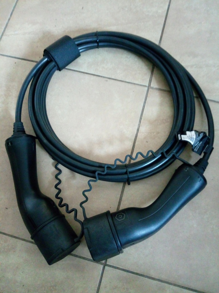 фото №1, Кабель do зарядки volvo xc60 32257777 nowa oryg.