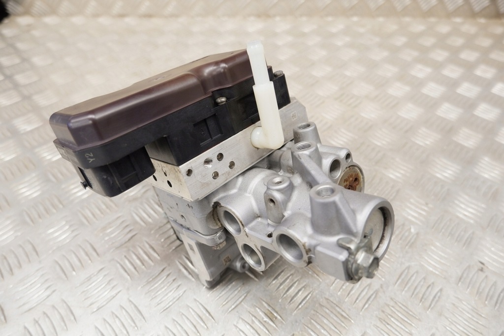 фото №13, Насос abs lexus es _z10_, _a10_, _h10_ 4727047040 2.5l hybrid 160kw 2020