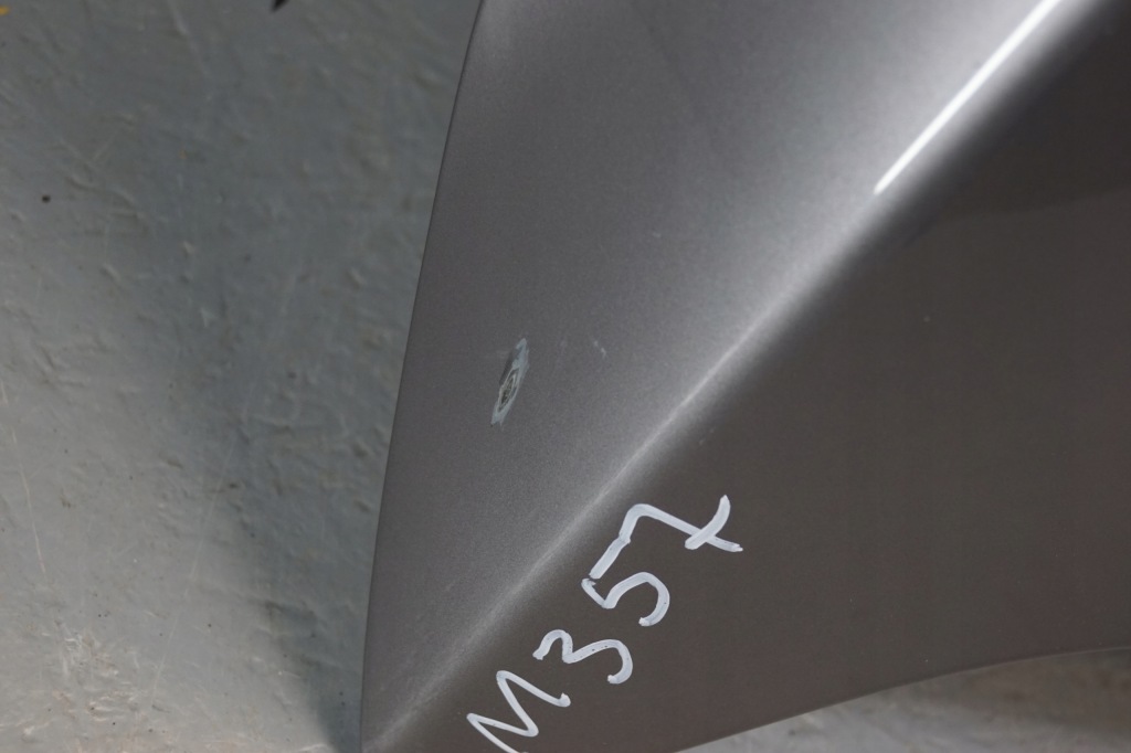 Капот крышка двигателя перед renault megane 3 tekng Цена