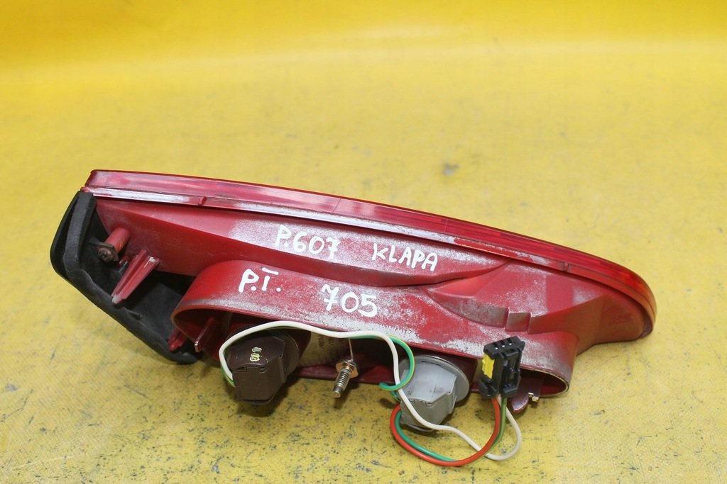 фото №4, Лампа правый задняя крышка багажника peugeot 607