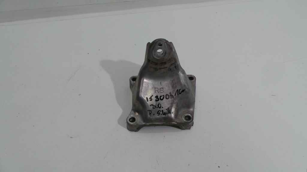 фото №1, Lexus is 300h 200t 2.5b 16r кронштейн кронштейн двигуна