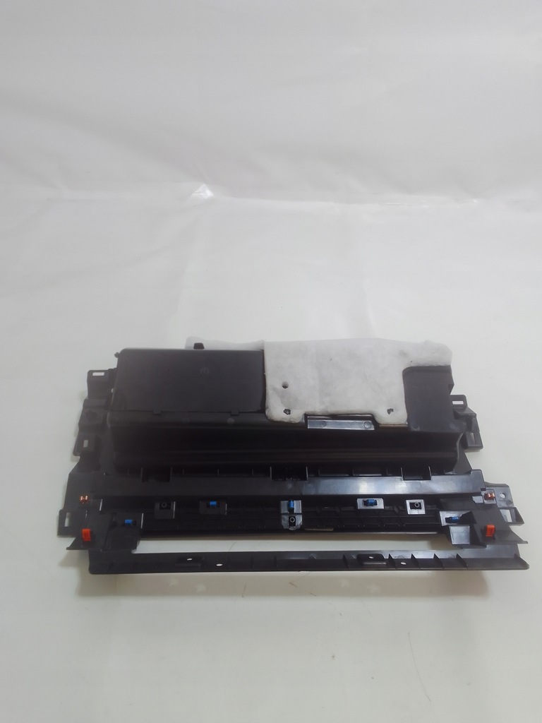 фото №8, Jeep wagoneer iv ws 22- бардачок пасажира usa