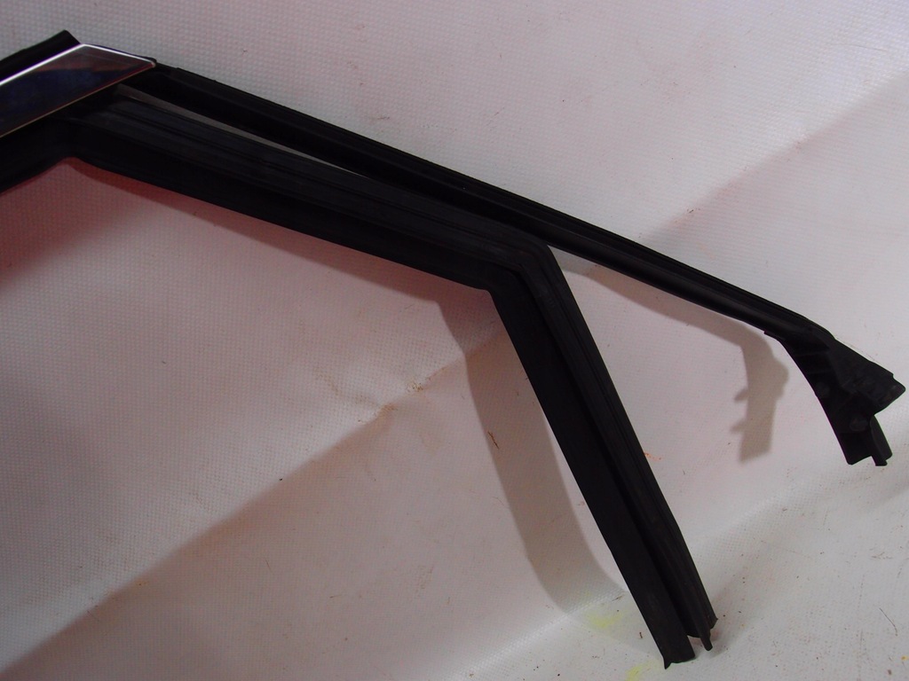 фото №6, Прокладка рамка двері лівий задня citroen ds7