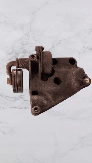 Купити Кронштейн компресора кондиціонера bmw 2.0tdi 02r