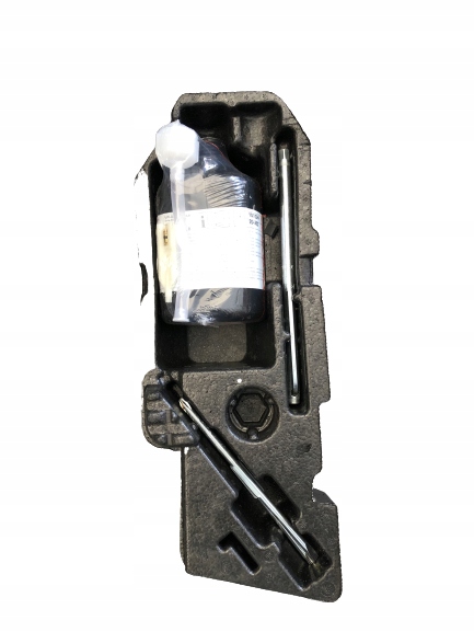 фото №1, Porsche cayenne 7p5 комплект набор ремонтный