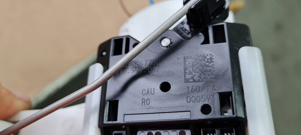 фото №8, A4 b9 8w датчик уровня топлива 8w0919047 a5 8w