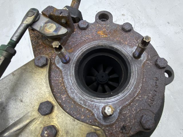 фото №5, Toyota avensis t25 2.2d-cat турбонагнетатель 172010r021