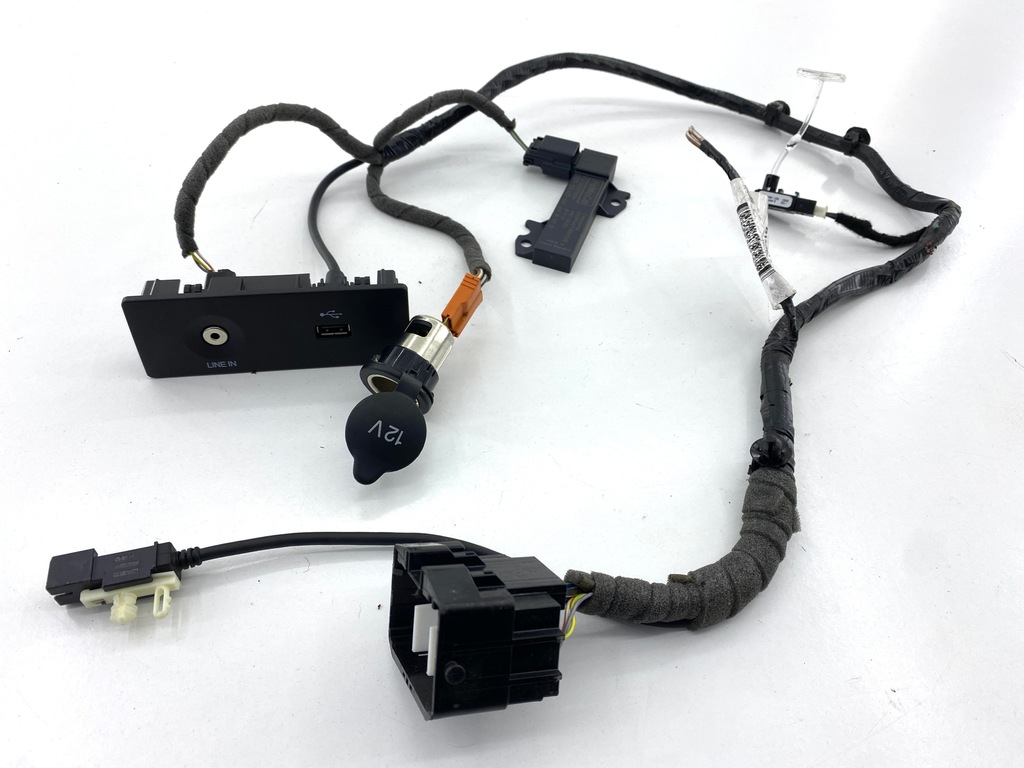 фото №16, Електропроводка джгут підлокітник usb прикурювач port ford focus mk3 комплект