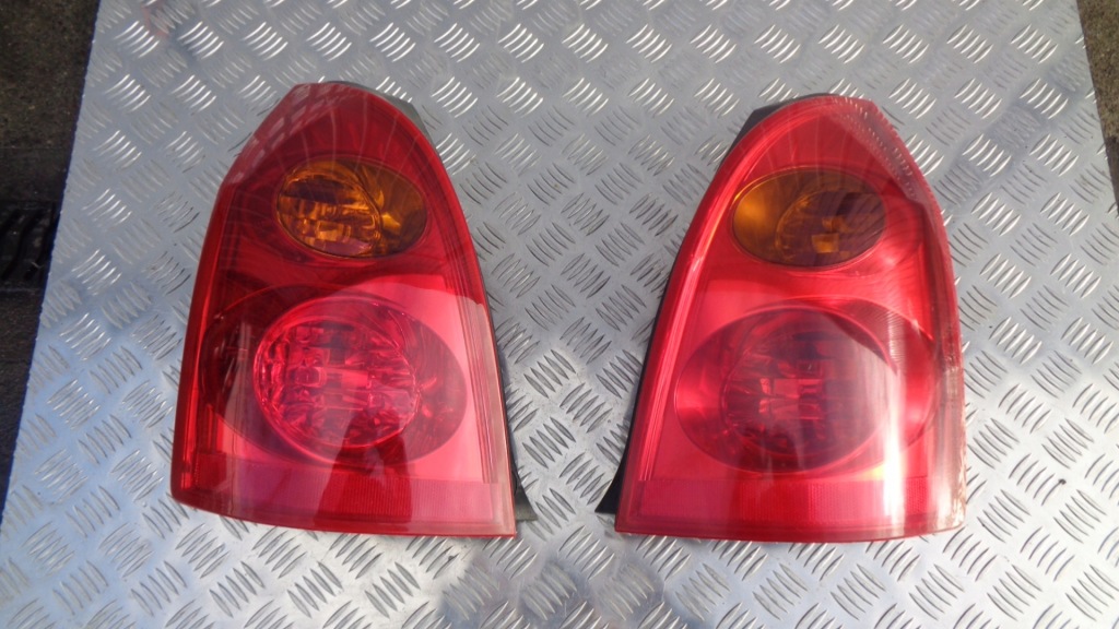фото №1, Nissan primera p12 kombi лампа задняя правая