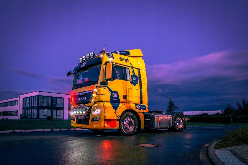 Купити Hella kgaa hueck co hella - фара