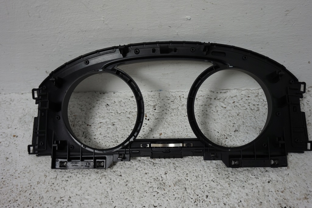 фото №1, Vw golf vii 2019 рамка спидометра 5g0857059