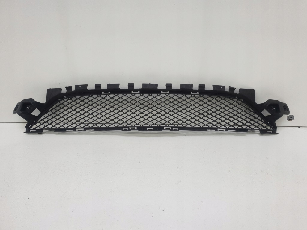 Купити Mercedes w205 решітка бампера перед a2058852123