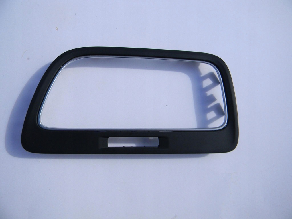 фото №1, Ap рамка ґрати обдув права 5g1819742 golf vii